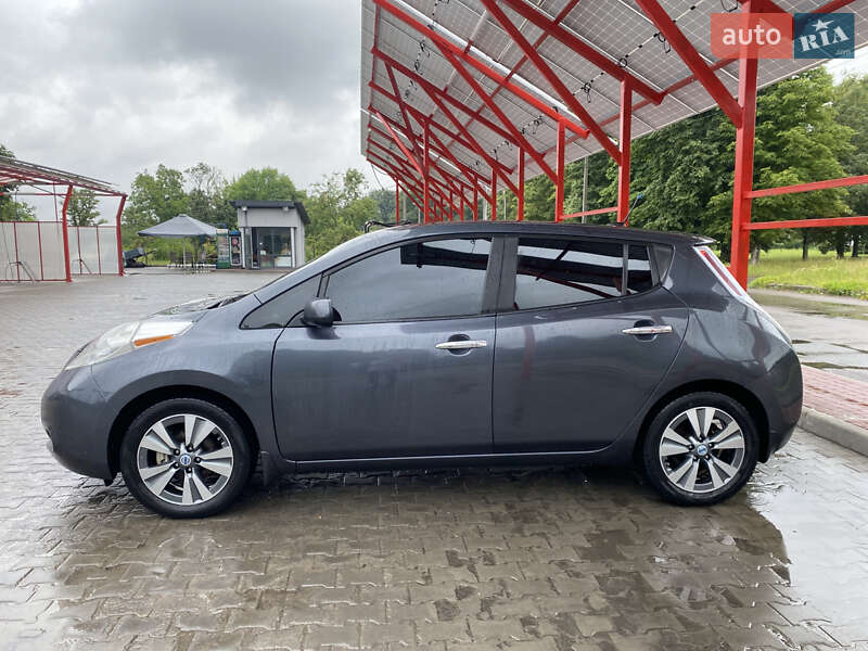 Хетчбек Nissan Leaf 2013 в Луцьку