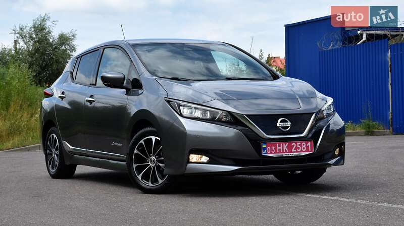 Хэтчбек Nissan Leaf 2018 в Дрогобыче