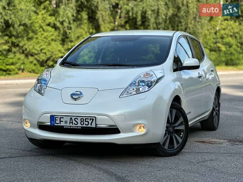 Хетчбек Nissan Leaf 2016 в Трускавці