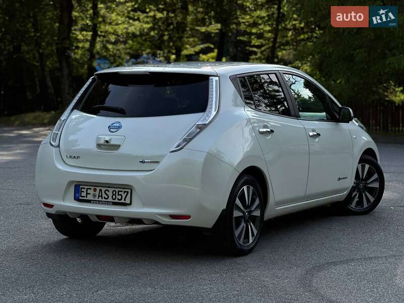 Хетчбек Nissan Leaf 2016 в Трускавці
