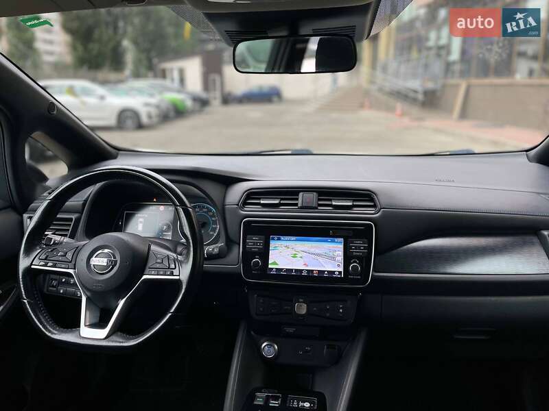 Хетчбек Nissan Leaf 2018 в Києві