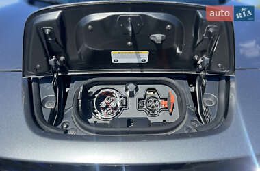Хэтчбек Nissan Leaf 2022 в 