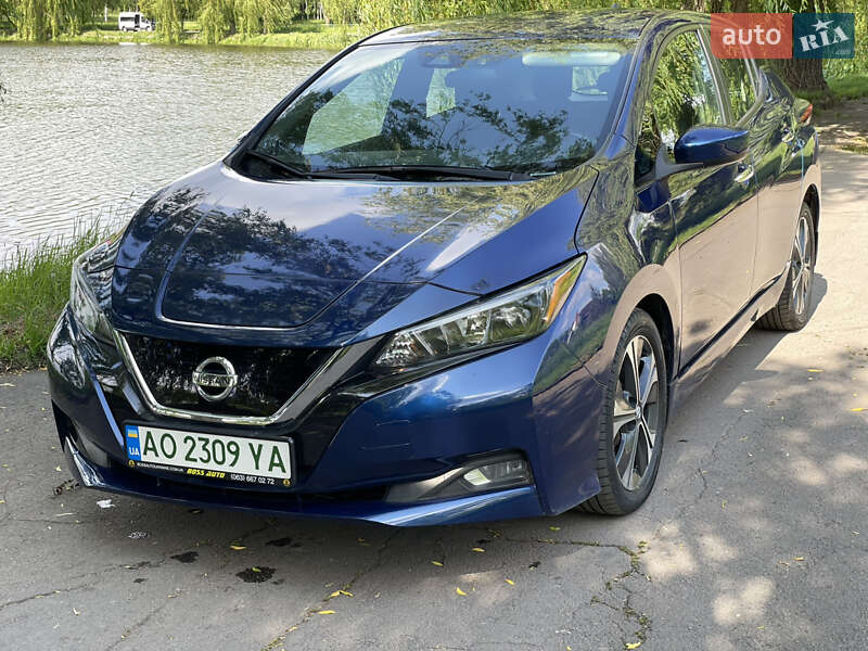 Хэтчбек Nissan Leaf 2021 в Ровно