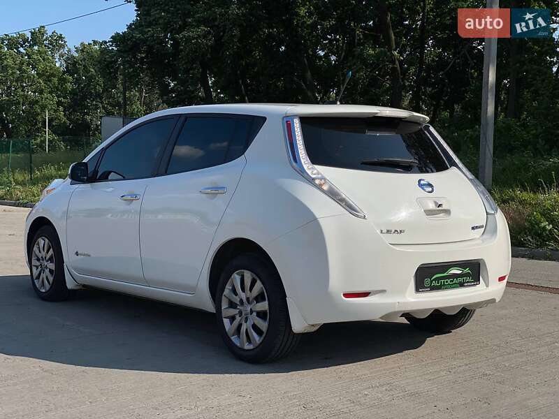 Хетчбек Nissan Leaf 2013 в Києві