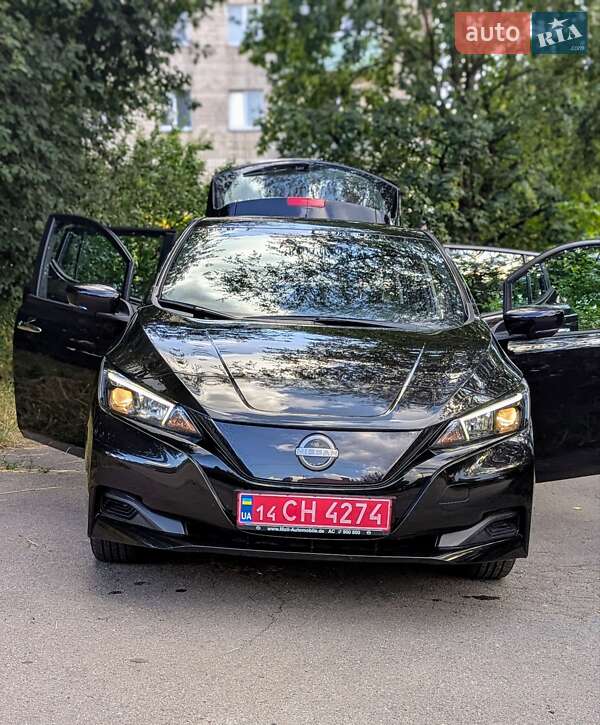 Хэтчбек Nissan Leaf 2022 в Ровно