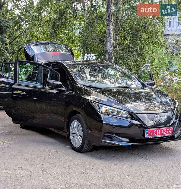 Хэтчбек Nissan Leaf 2022 в Ровно