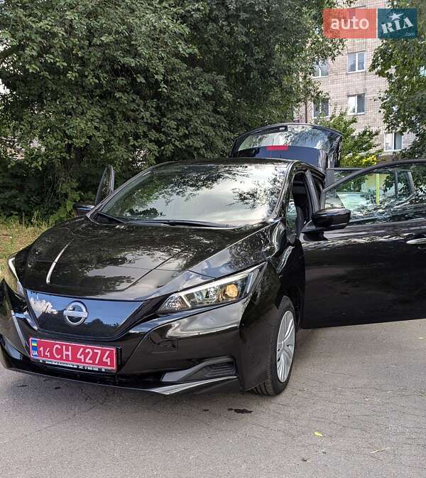 Хэтчбек Nissan Leaf 2022 в Ровно