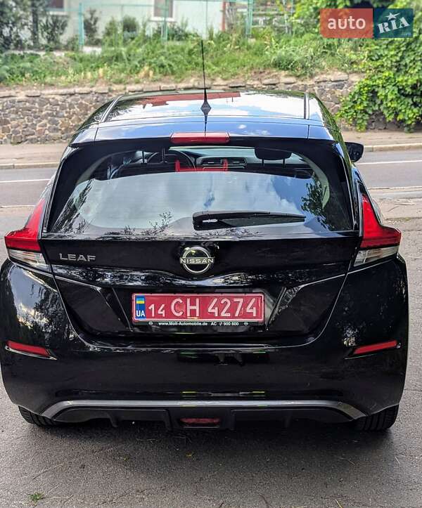 Хэтчбек Nissan Leaf 2022 в Ровно