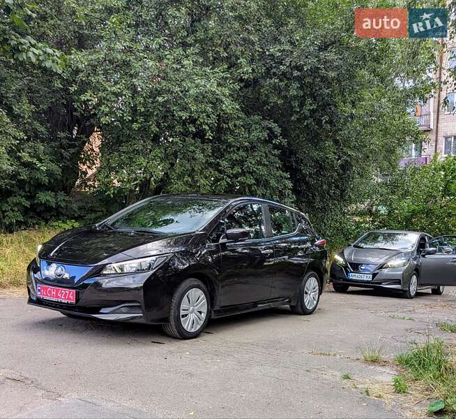 Хэтчбек Nissan Leaf 2022 в Ровно