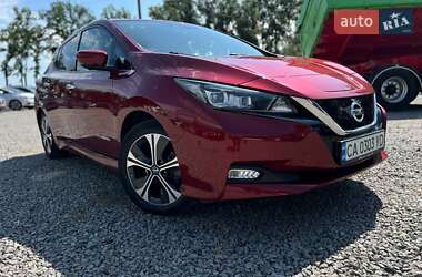 Хэтчбек Nissan Leaf 2018 в Монастырище