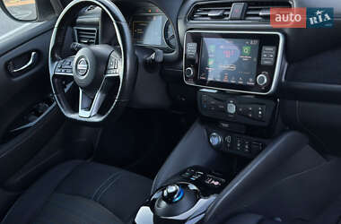 Хэтчбек Nissan Leaf 2020 в 