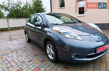 Хетчбек Nissan Leaf 2014 в Івано-Франківську
