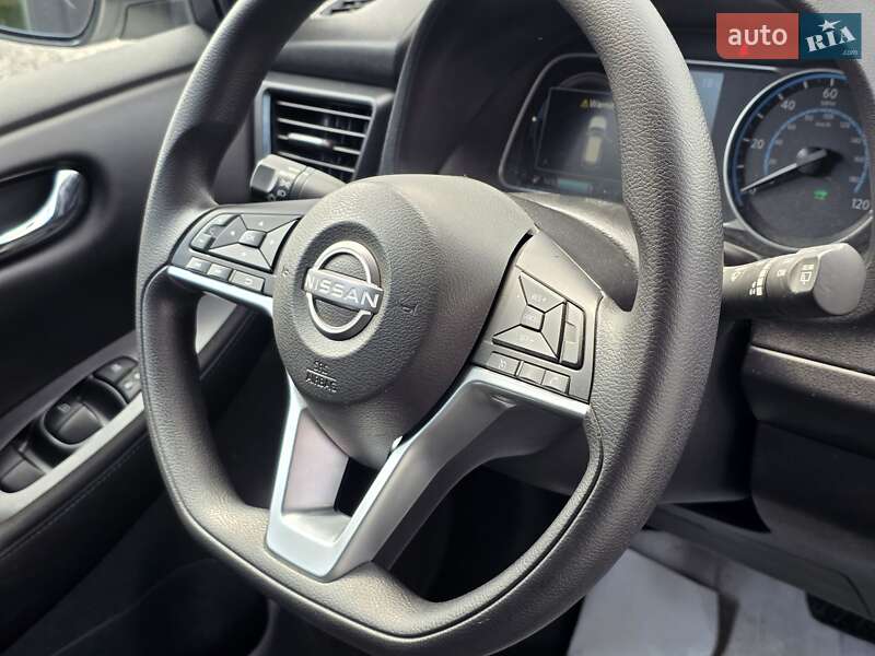 Хетчбек Nissan Leaf 2022 в Тернополі