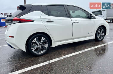 Хэтчбек Nissan Leaf 2019 в Львове