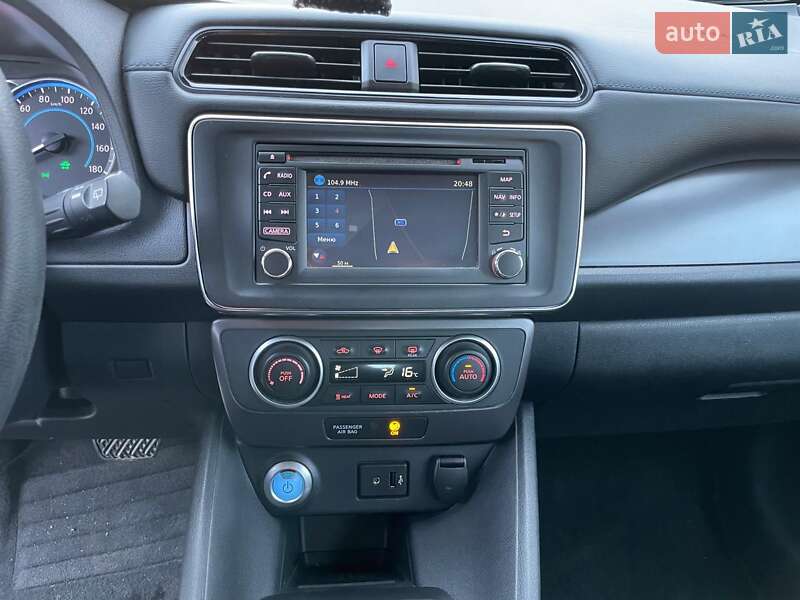 Хетчбек Nissan Leaf 2020 в Тернополі