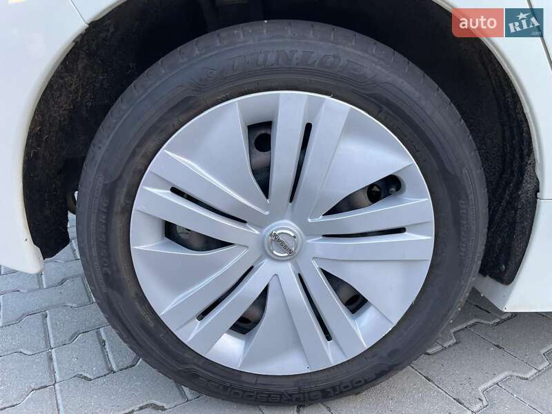 Хетчбек Nissan Leaf 2020 в Тернополі