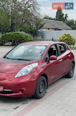 Хетчбек Nissan Leaf 2014 в Ужгороді