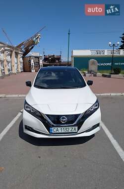 Хэтчбек Nissan Leaf 2018 в Черкассах