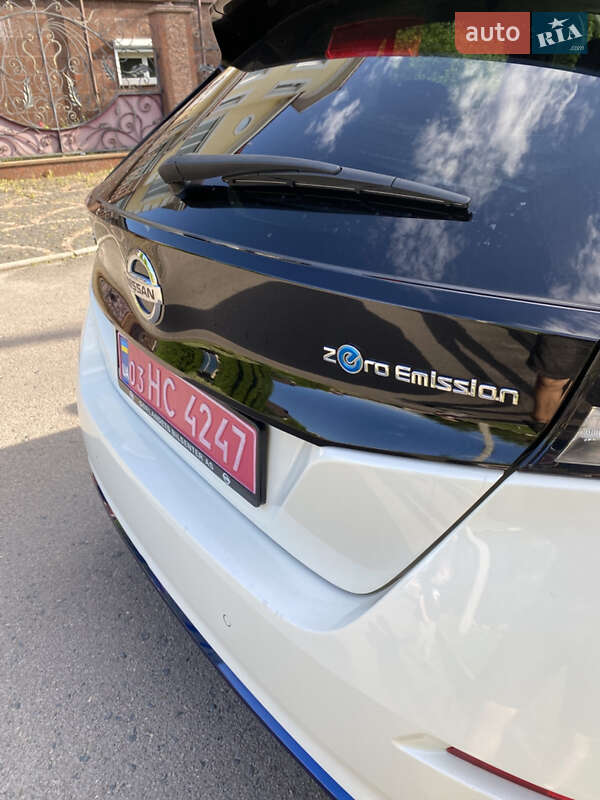 Хэтчбек Nissan Leaf 2020 в Ровно