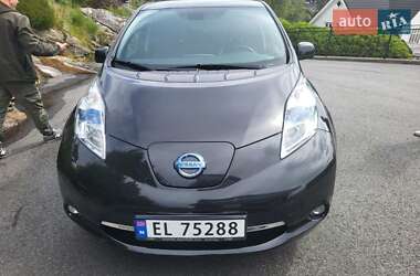Хэтчбек Nissan Leaf 2015 в Днепре