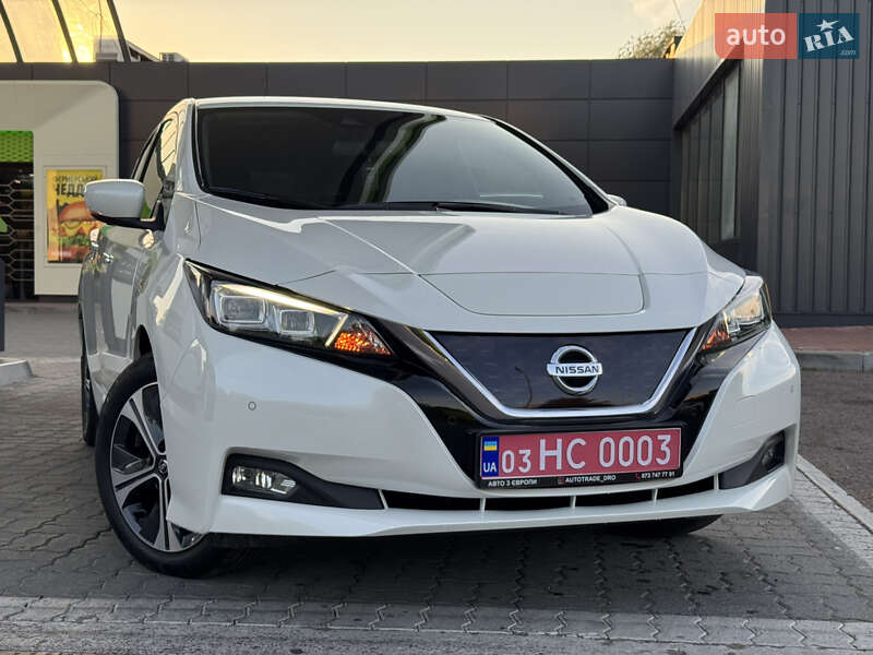 Хэтчбек Nissan Leaf 2018 в Дрогобыче