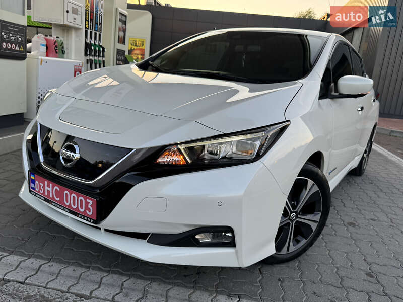 Хэтчбек Nissan Leaf 2018 в Дрогобыче