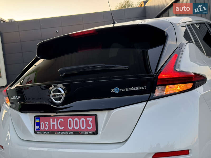 Хэтчбек Nissan Leaf 2018 в Дрогобыче