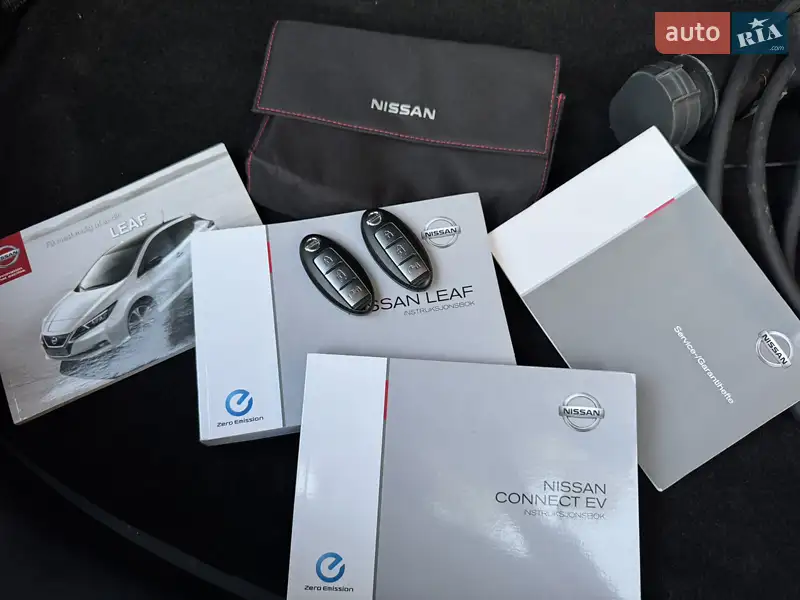 Хэтчбек Nissan Leaf 2018 в Дрогобыче документ