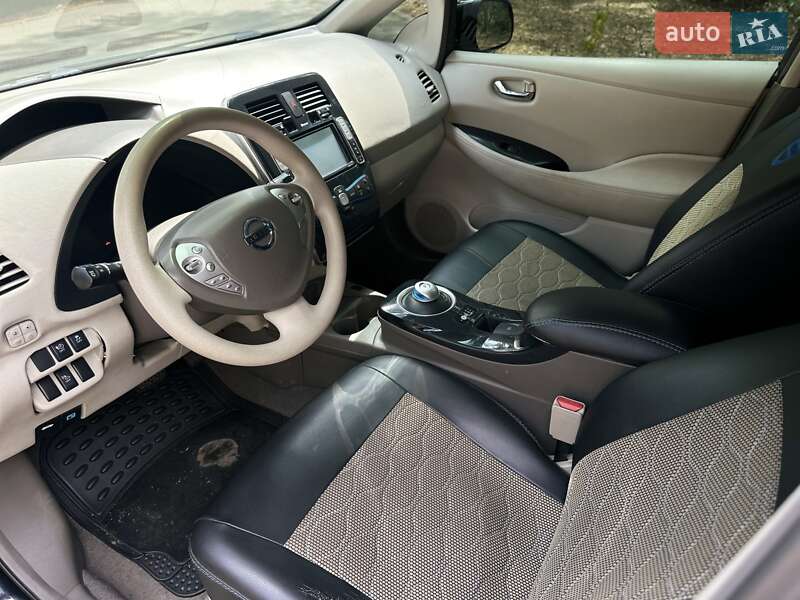 Хетчбек Nissan Leaf 2011 в Києві фото 11 Хетчбек Nissan Leaf 2011 в Києві
