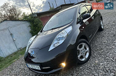 Хетчбек Nissan Leaf 2012 в Стрию