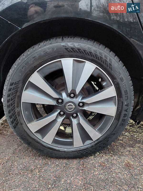 Хэтчбек Nissan Leaf 2016 в Бердичеве