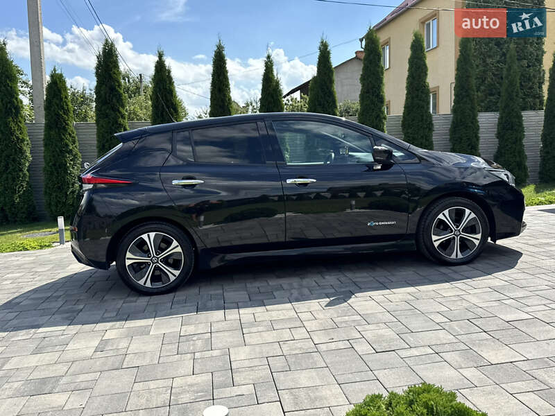 Хэтчбек Nissan Leaf 2018 в Ровно