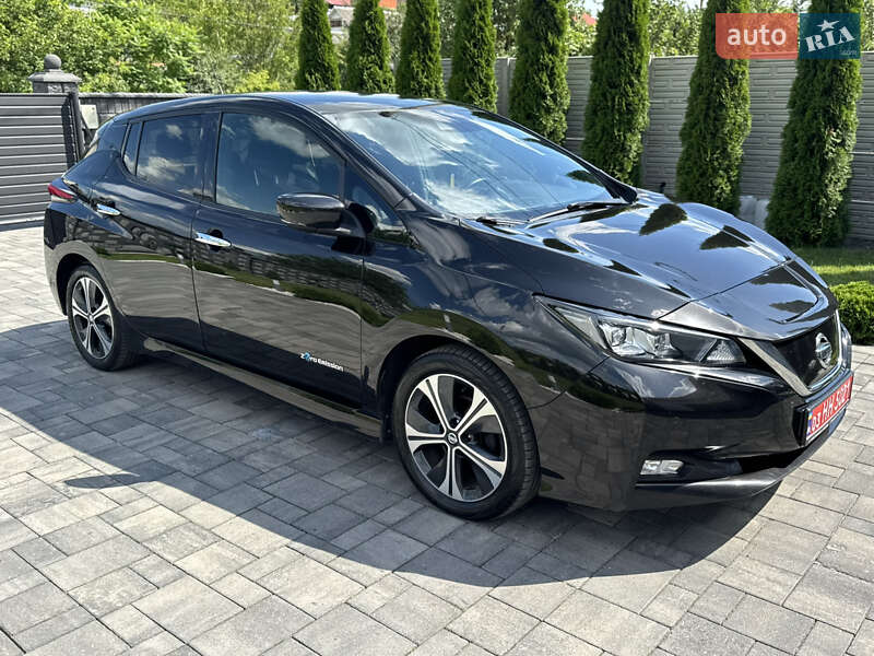 Хэтчбек Nissan Leaf 2018 в Ровно