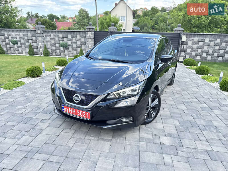 Хэтчбек Nissan Leaf 2018 в Ровно