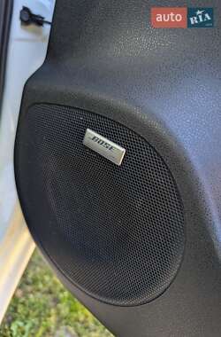Хэтчбек Nissan Leaf 2013 в 
