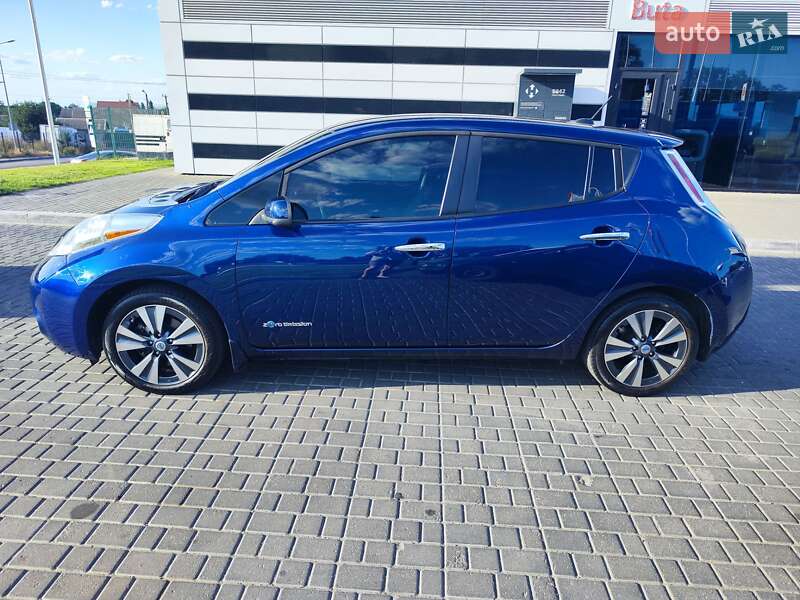 Хэтчбек Nissan Leaf 2017 в Одессе