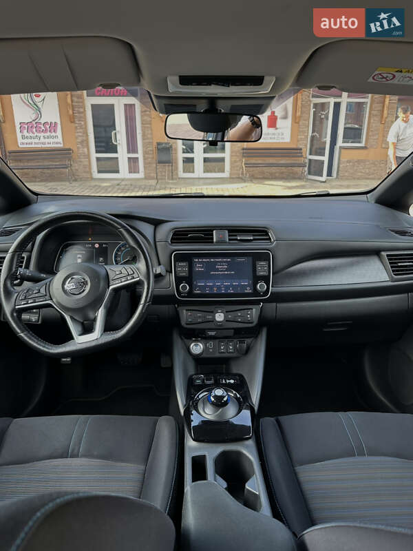 Хетчбек Nissan Leaf 2020 в Хусті