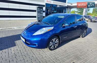 Хэтчбек Nissan Leaf 2017 в Одессе
