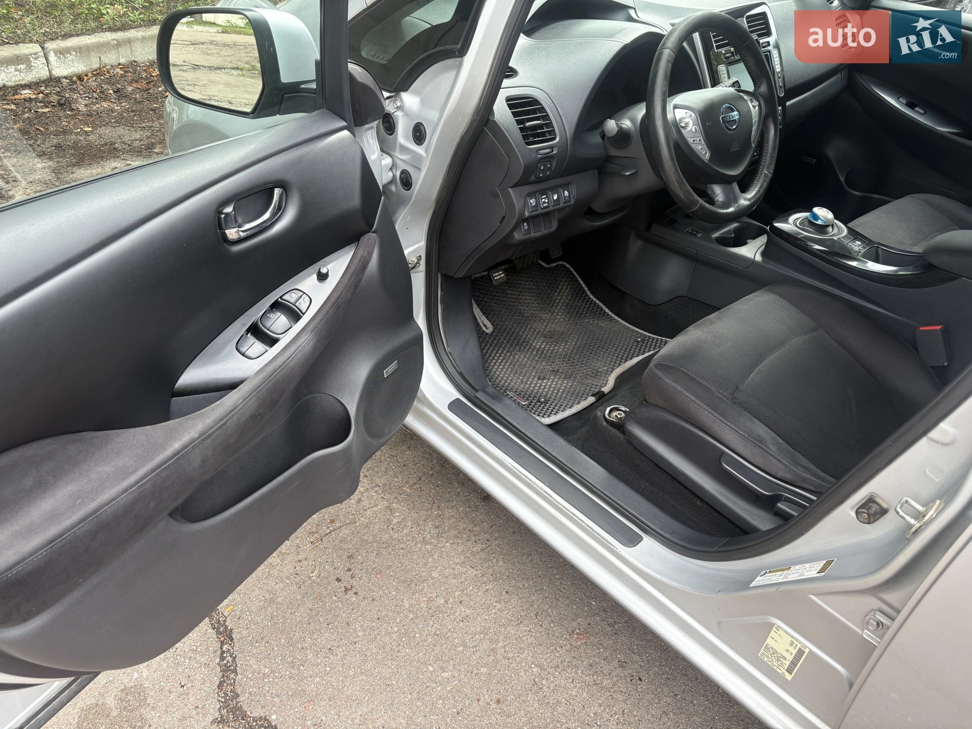 2013 Nissan Leaf - мініатюра 6