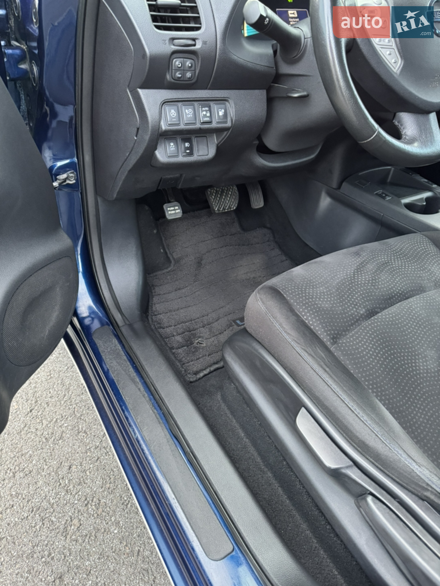 2015 Nissan Leaf - мініатюра 8