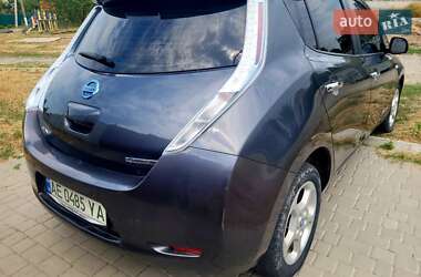 Хэтчбек Nissan Leaf 2013 в Днепре