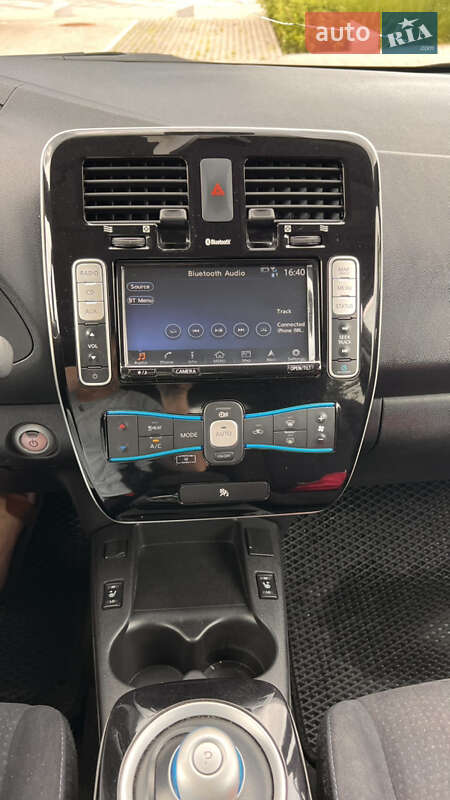 Хетчбек Nissan Leaf 2016 в Рівному