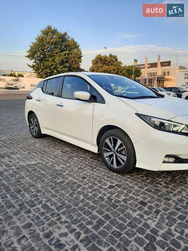 Хэтчбек Nissan Leaf 2020 в Днепре фото 4 Хэтчбек Nissan Leaf 2020 в Днепре