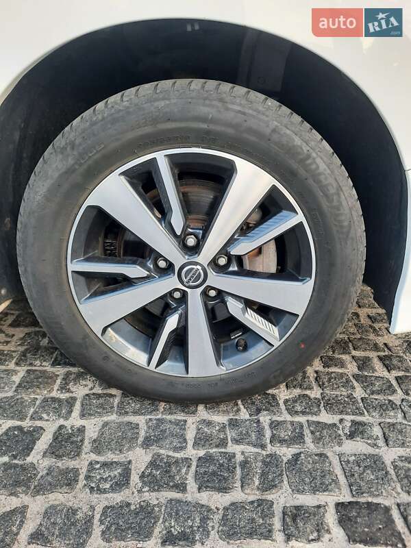 Хэтчбек Nissan Leaf 2020 в Днепре фото 13 Хэтчбек Nissan Leaf 2020 в Днепре