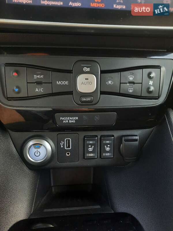 Хэтчбек Nissan Leaf 2020 в Днепре фото 23 Хэтчбек Nissan Leaf 2020 в Днепре