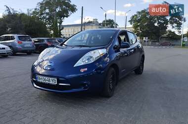 Хэтчбек Nissan Leaf 2016 в Одессе