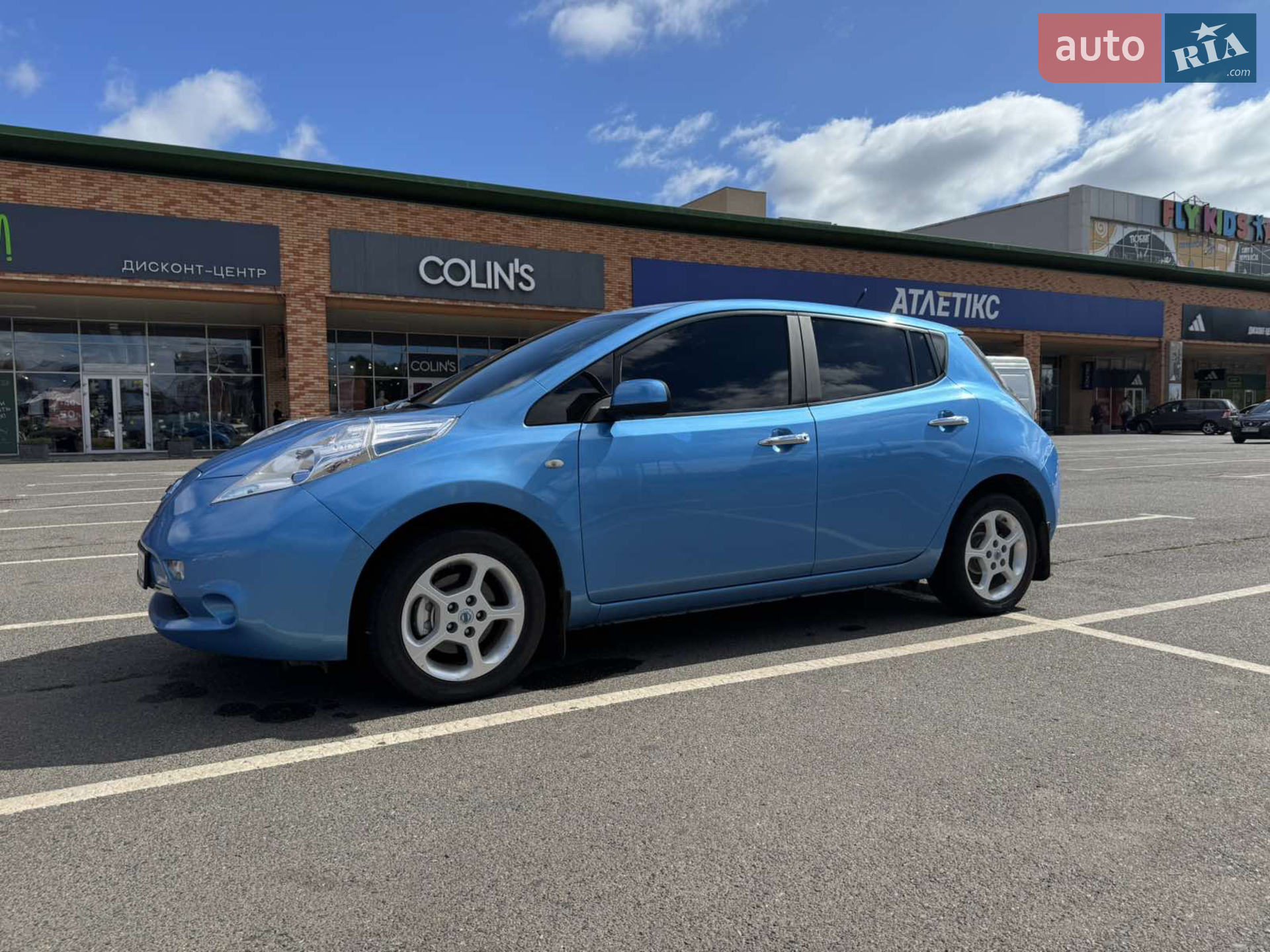 2011 Nissan Leaf - мініатюра 10