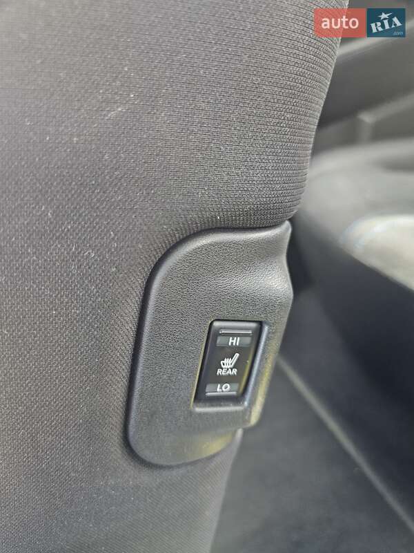 Хэтчбек Nissan Leaf 2018 в Стрые