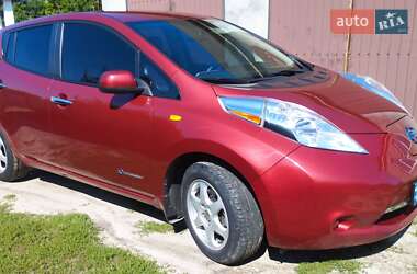 Хэтчбек Nissan Leaf 2015 в Фастове