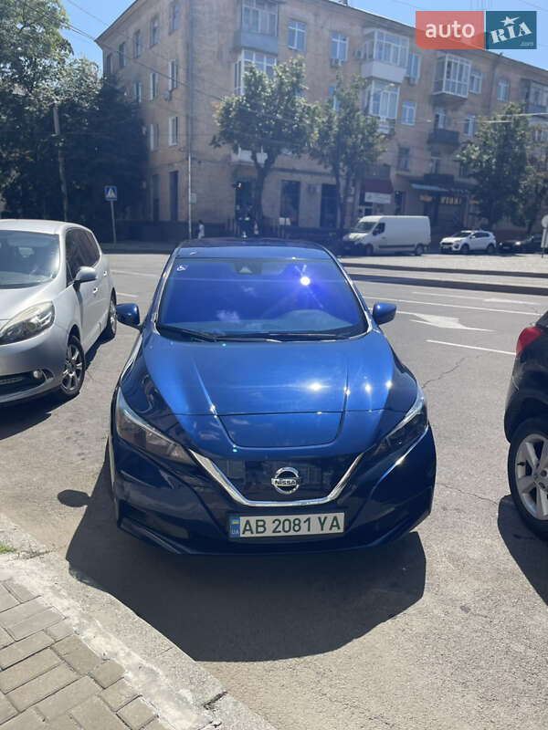 Хэтчбек Nissan Leaf 2021 в Виннице